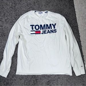 Men’s Large Tommy Hilfiger Long Sleeve Tee